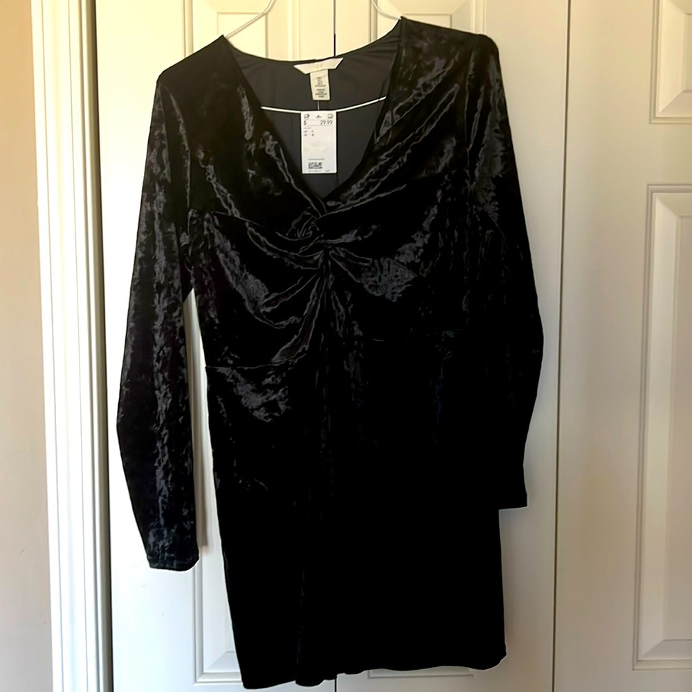 NWT Black velvet dress